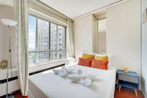 Family Seine & Spacious Flat 8min walk to EiffelTower AC